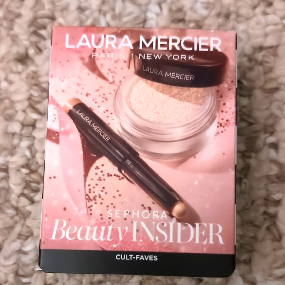 Laura Mercier Translucent Loose Setting Powder and caviar stick eye color pencil